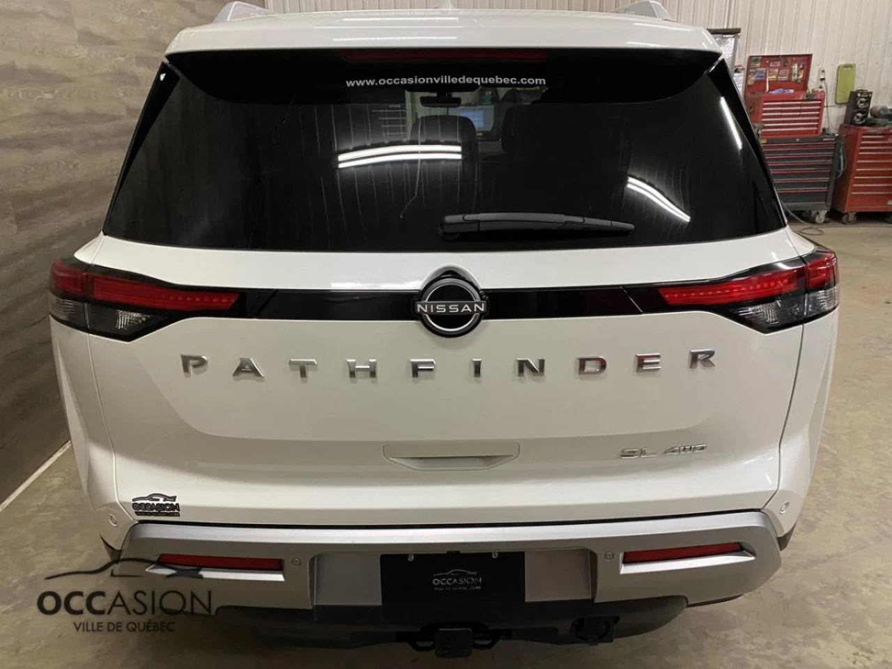 2023 Nissan Pathfinder SL 4WD Image principale