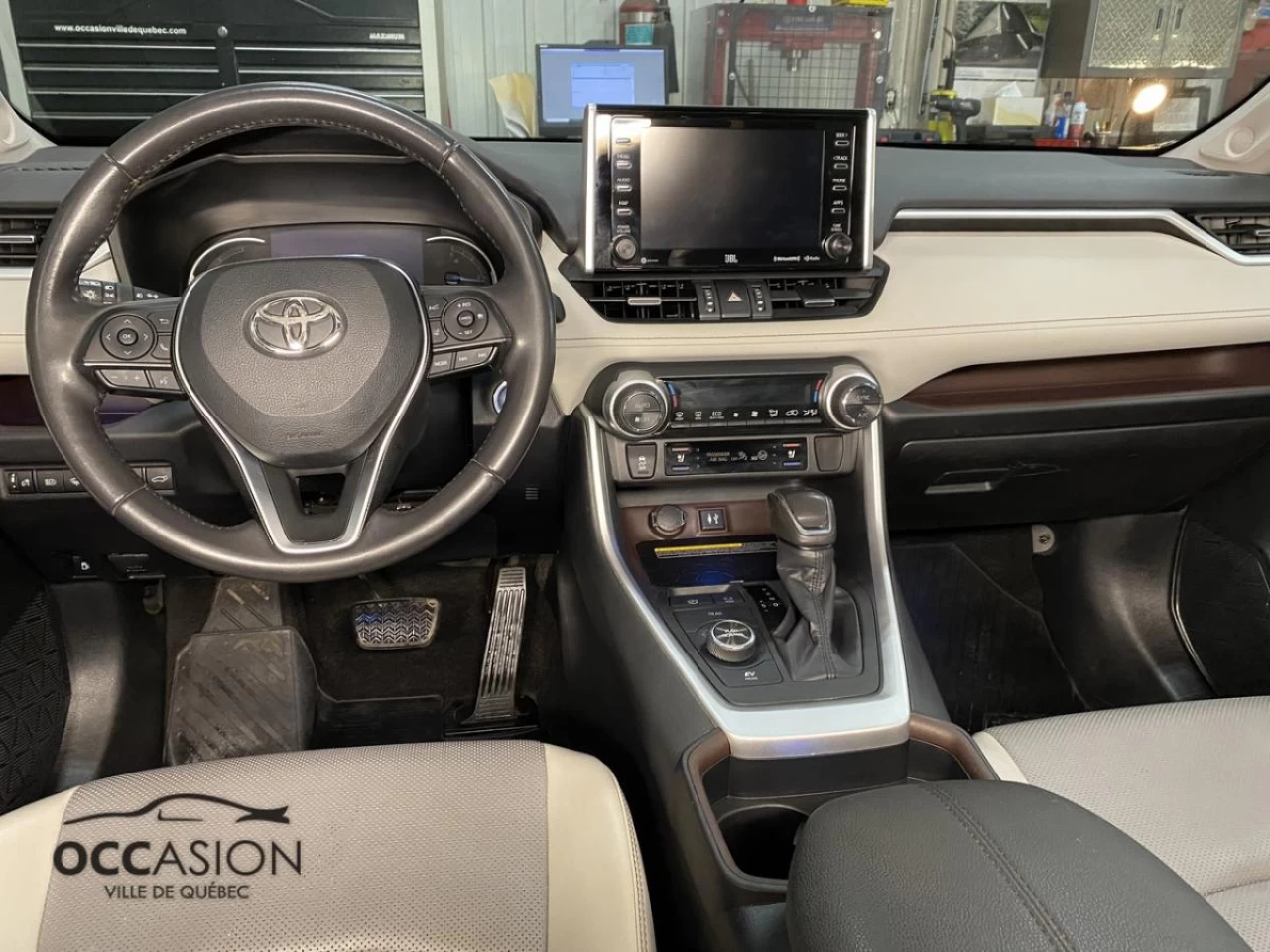 2019 Toyota RAV4 AWD Hybrid Limited Image principale