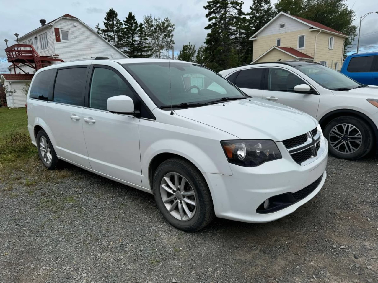 2020 Dodge Grand Caravan Premium Plus 2WD Image principale