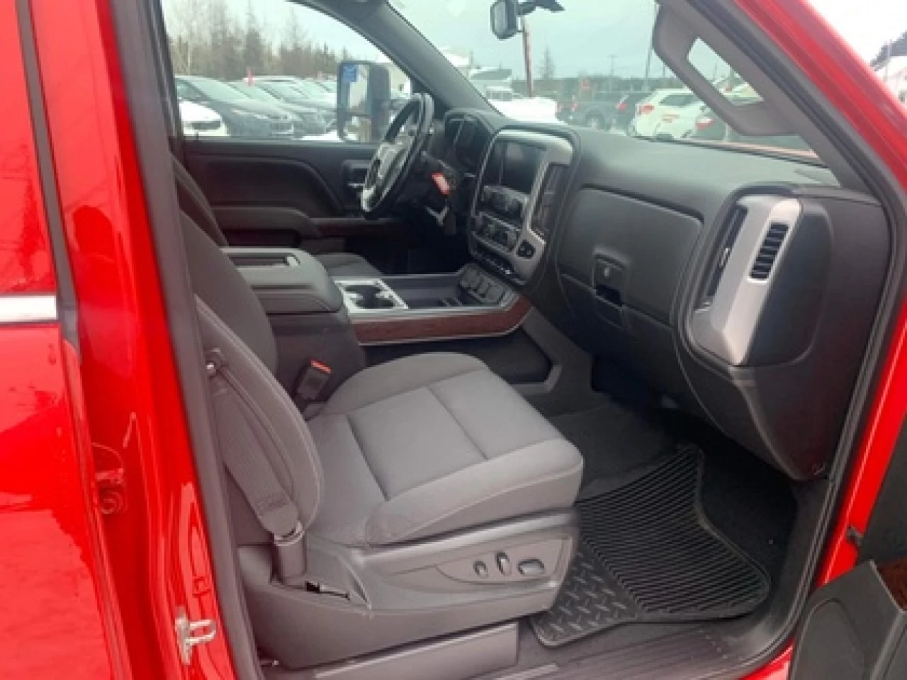 2018 Chevrolet Silverado 1500 LT Image principale