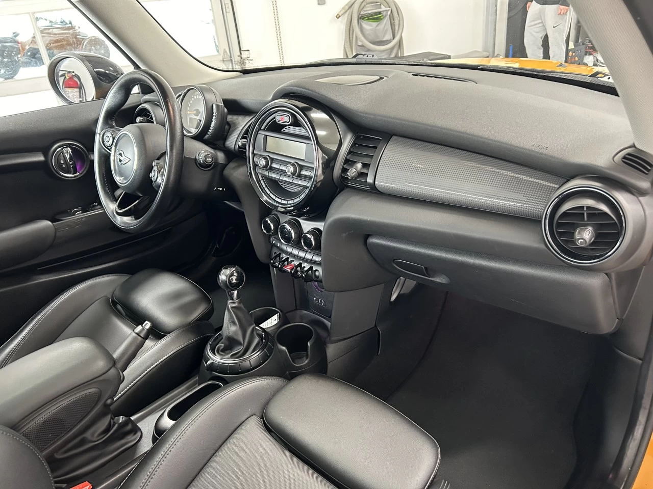 2015 Mini Cooper 3dr HB Image principale