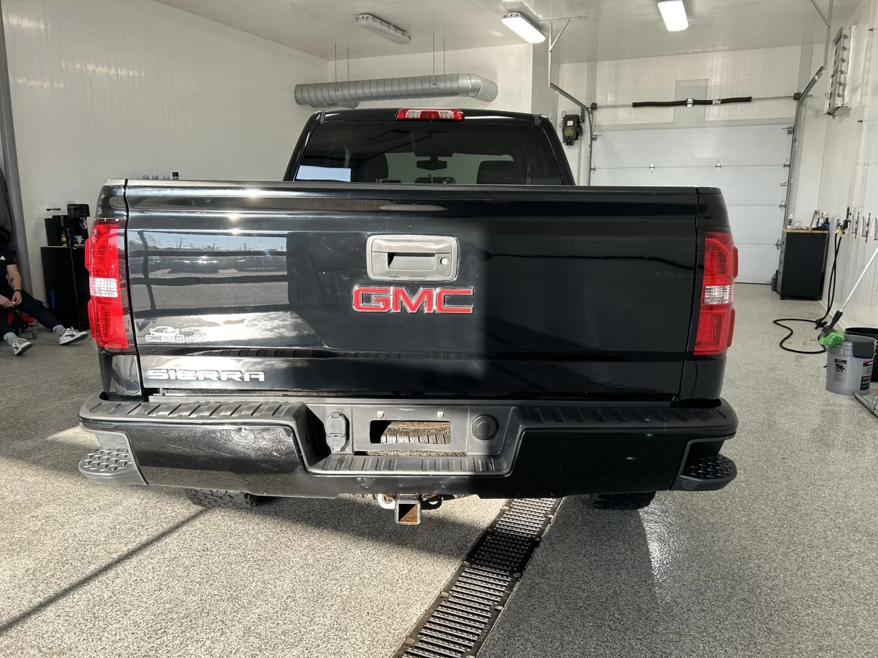 2015 GMC Sierra 1500 4WD Double Cab 143.5" Image principale