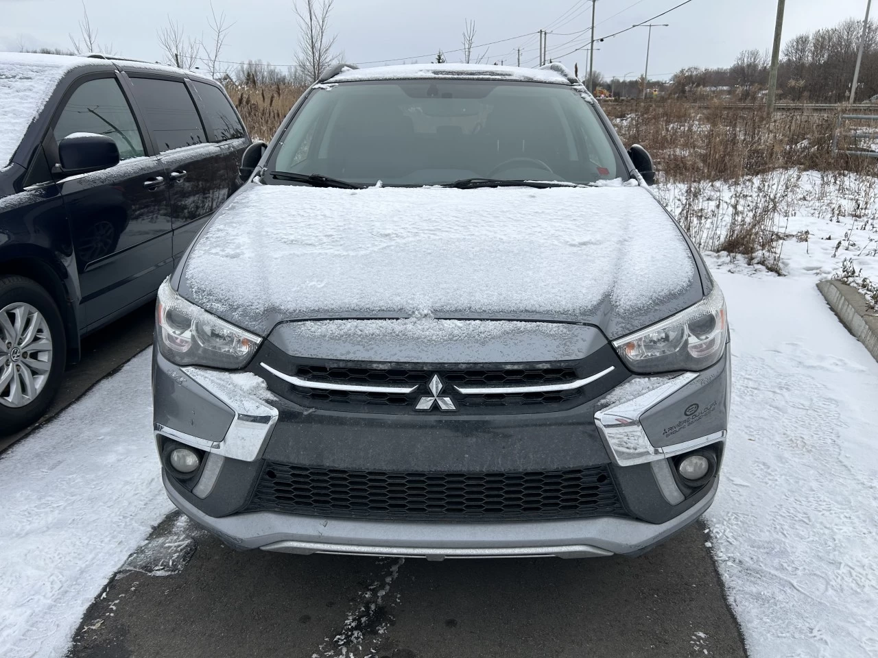 2018 Mitsubishi RVR GT Main Image