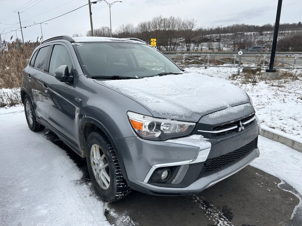 2018 Mitsubishi RVR GT Main Image