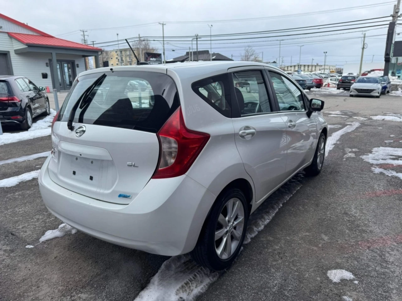 2015 Nissan Versa Note SL Image principale