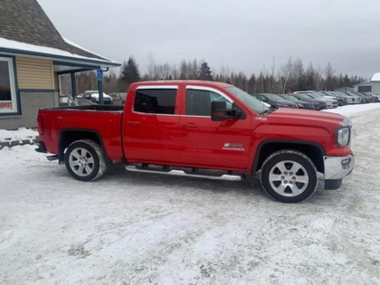 2018 Chevrolet Silverado 1500 LT Image principale