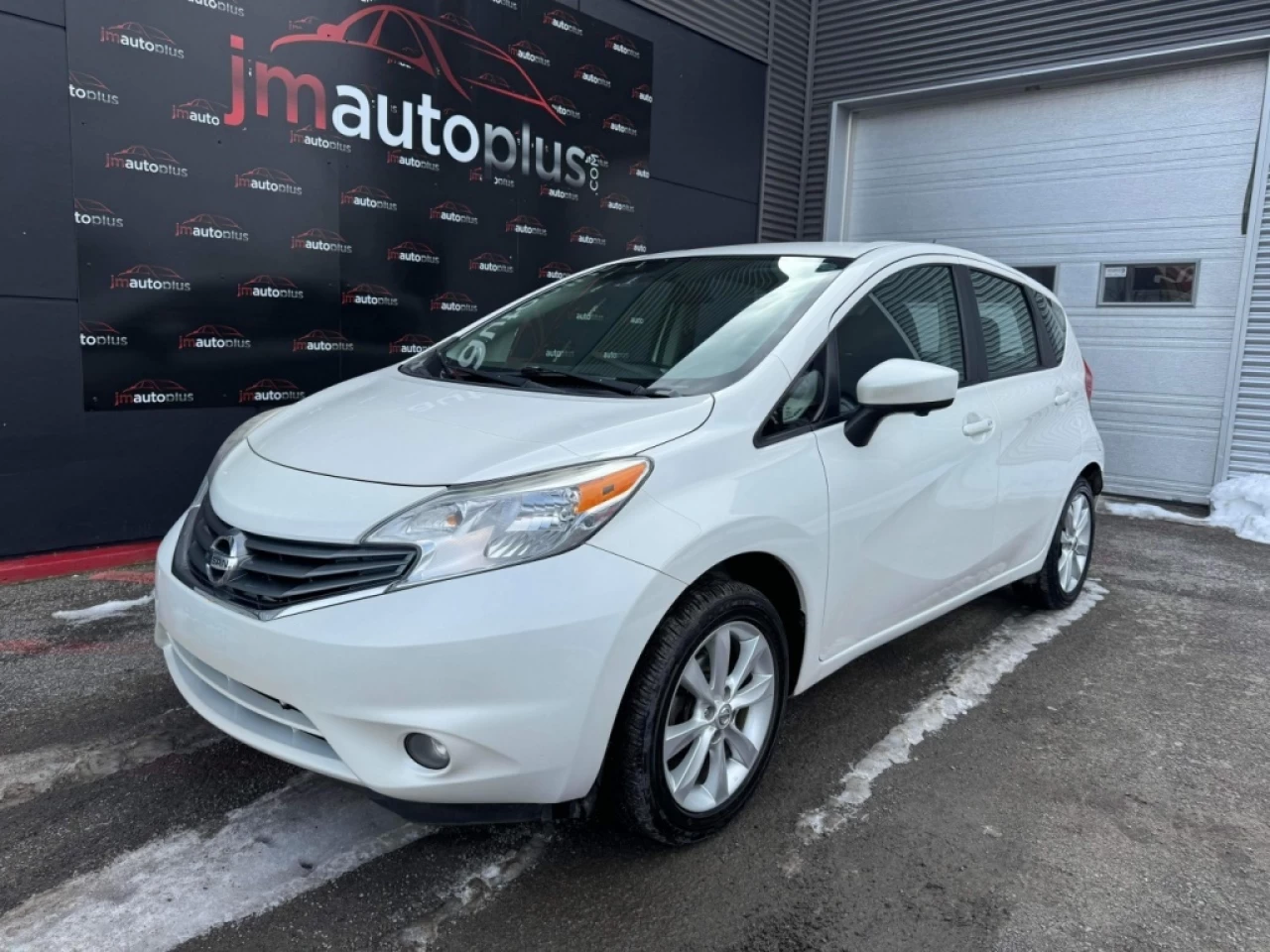 2015 Nissan Versa Note SL Image principale