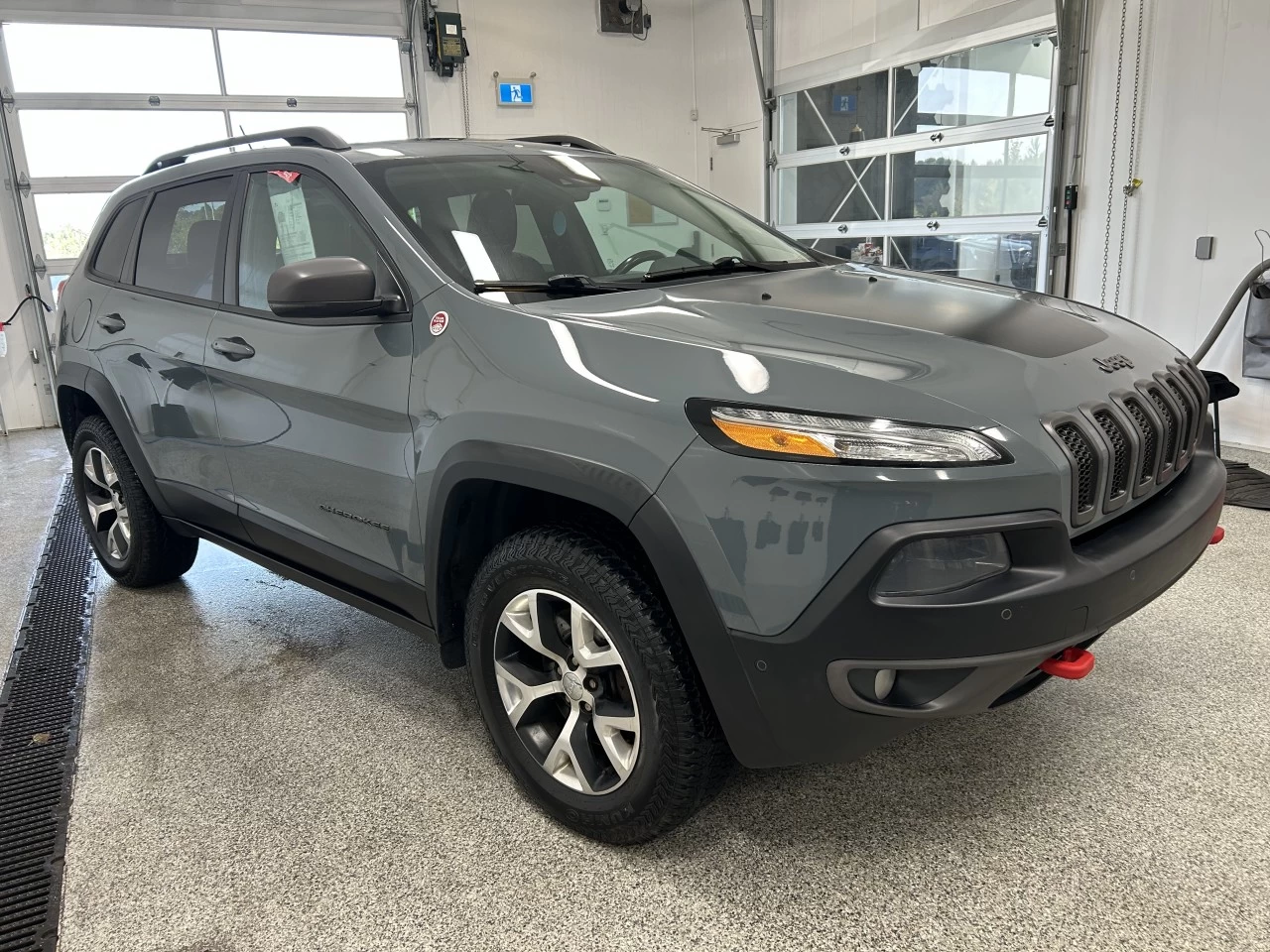 2014 Jeep Cherokee Trailhawk Main Image