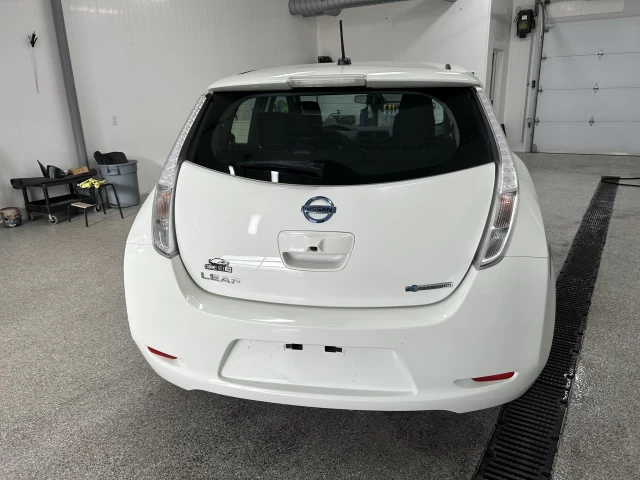 Nissan LEAF S 2017