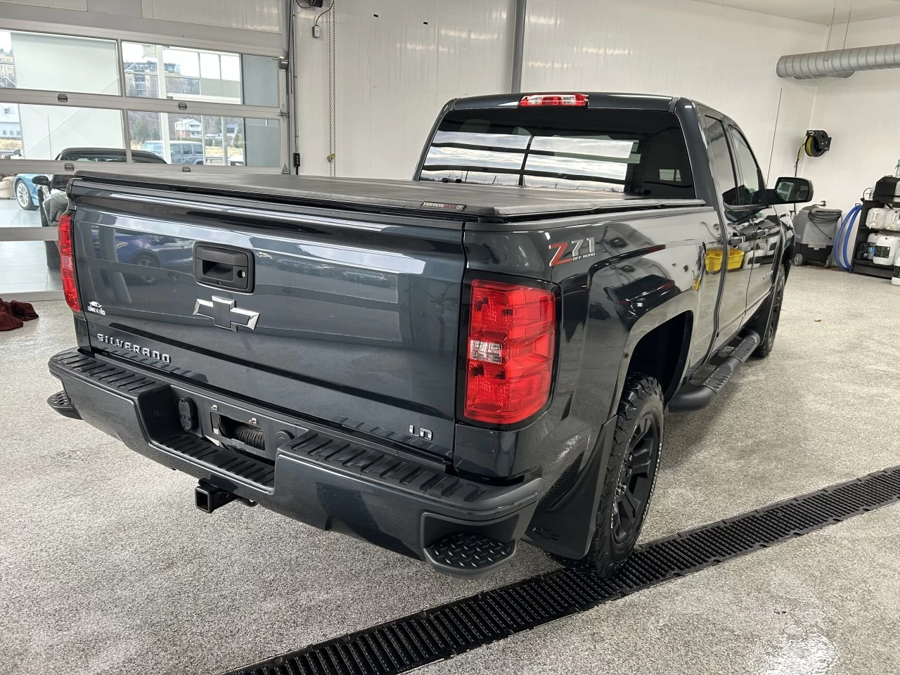 2019 Chevrolet Silverado 1500 LD LT Main Image