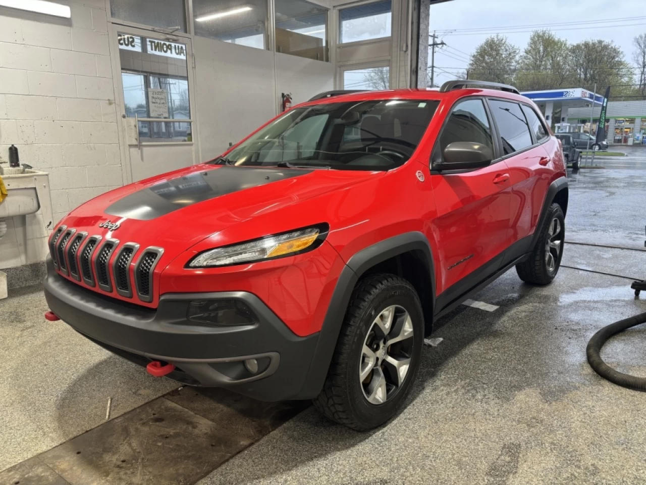 2017 Jeep Cherokee Trailhawk Main Image