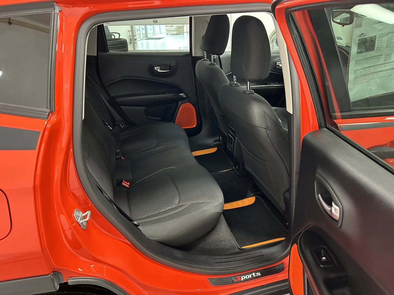 2018 Jeep Compass Sport Main Image