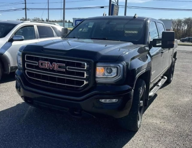 GMC Sierra 1500 4WD Crew Cab Short Box SLE 2018