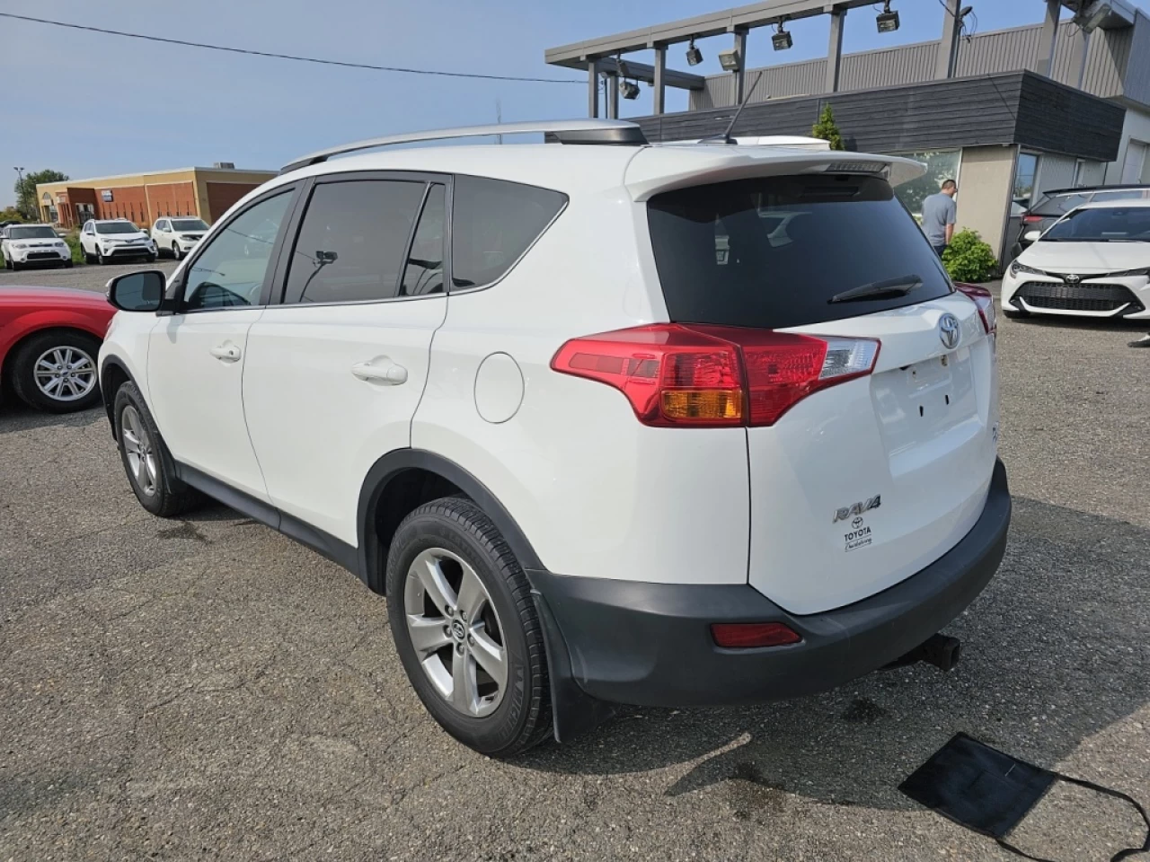 2015 Toyota RAV4 XLE Image principale