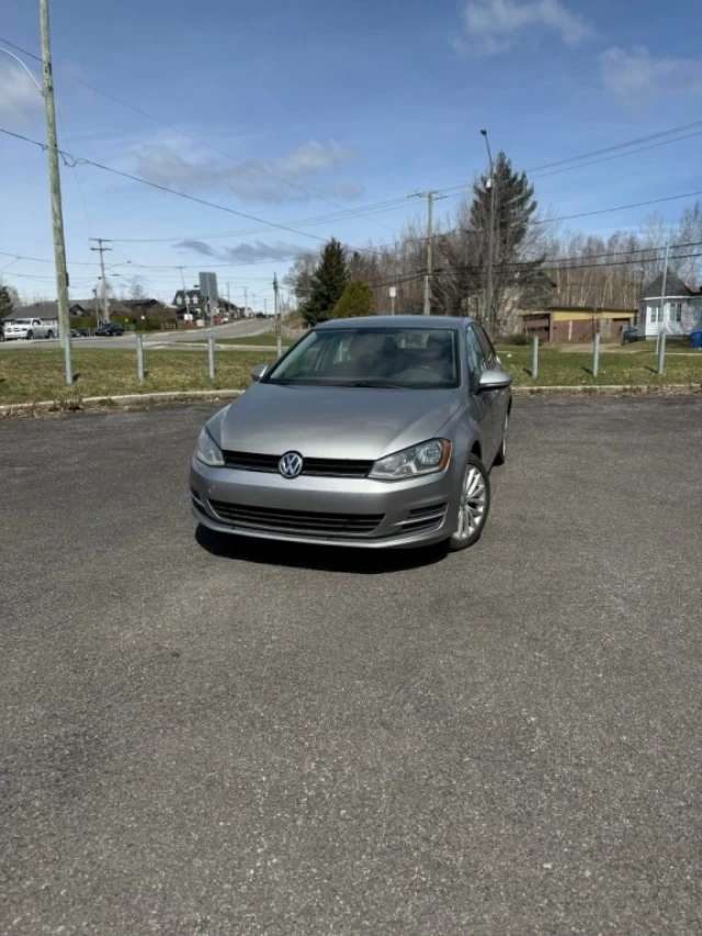 Volkswagen Golf Trendline 2015