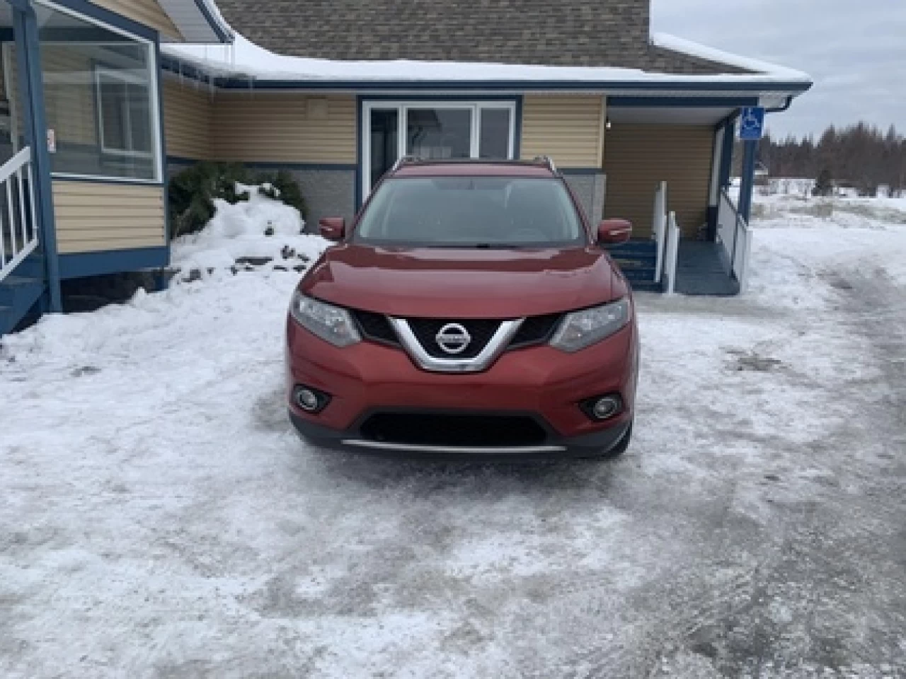 2016 Nissan Rogue SV/S Image principale