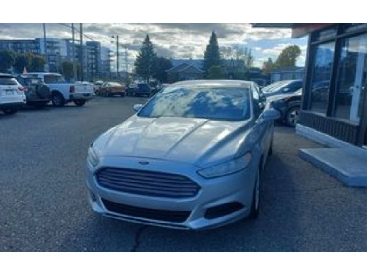 2014 Ford Fusion SE Main Image