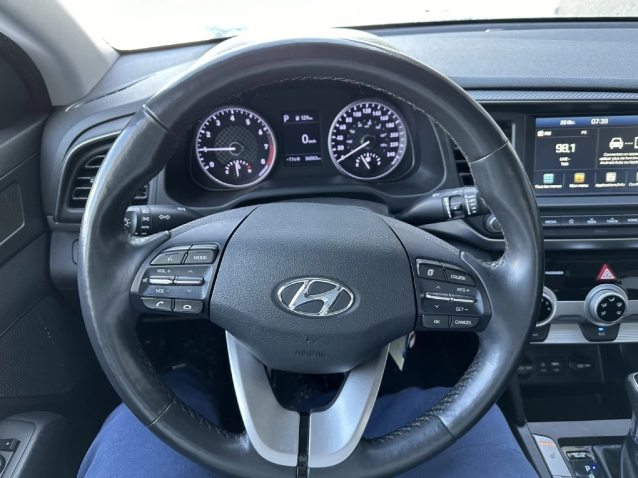 2019 Hyundai Elantra PREFERRED Image principale