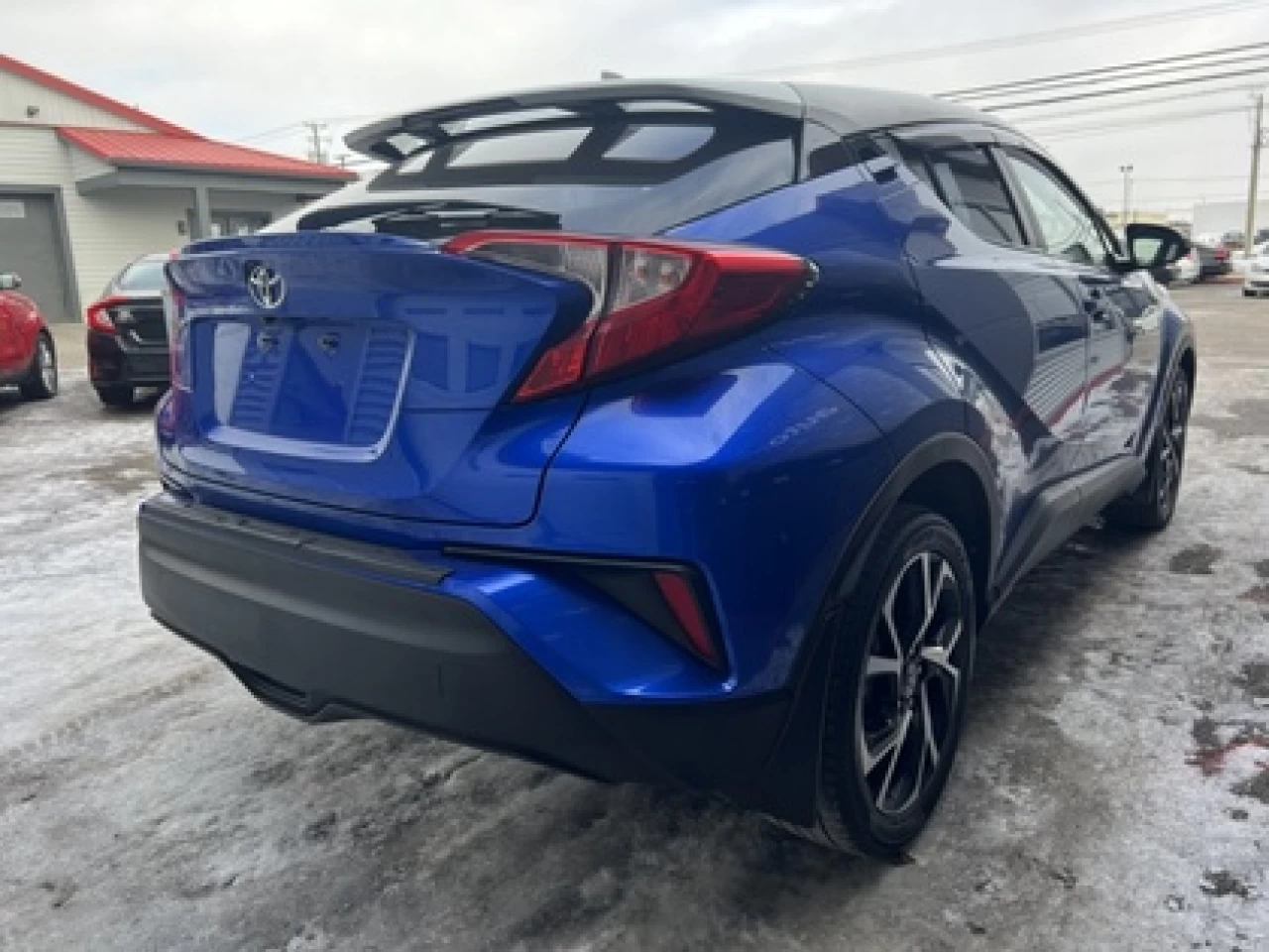 2018 Toyota C-HR XLE Image principale