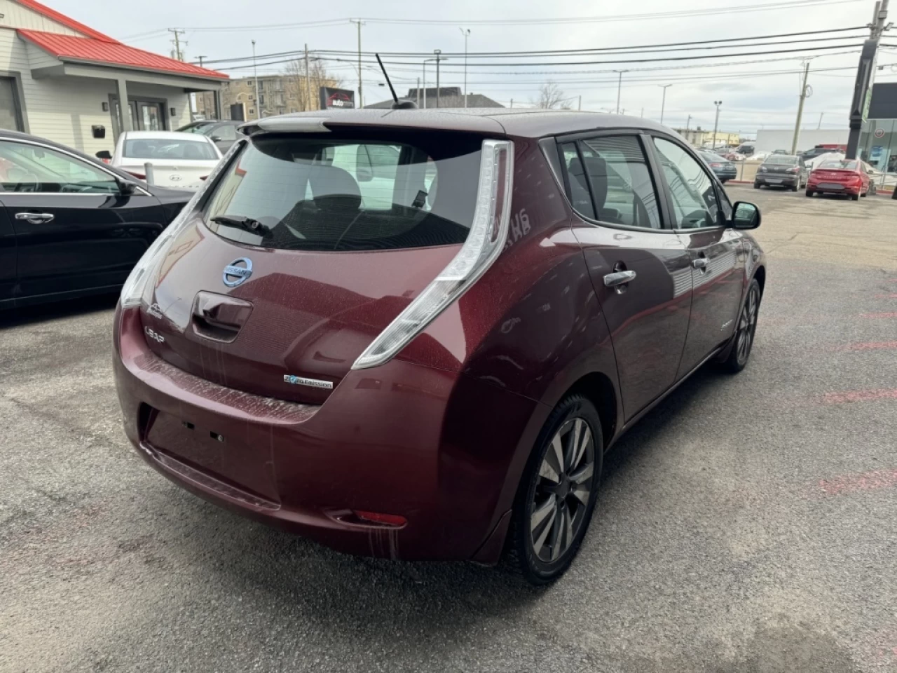 2016 Nissan LEAF SV Main Image