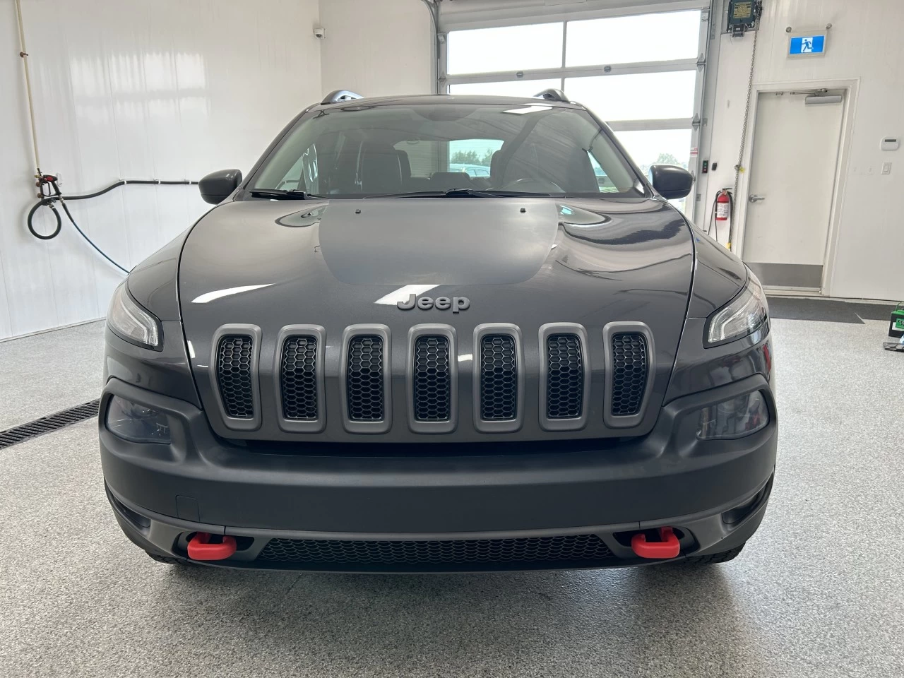 2016 Jeep Cherokee Trailhawk Main Image