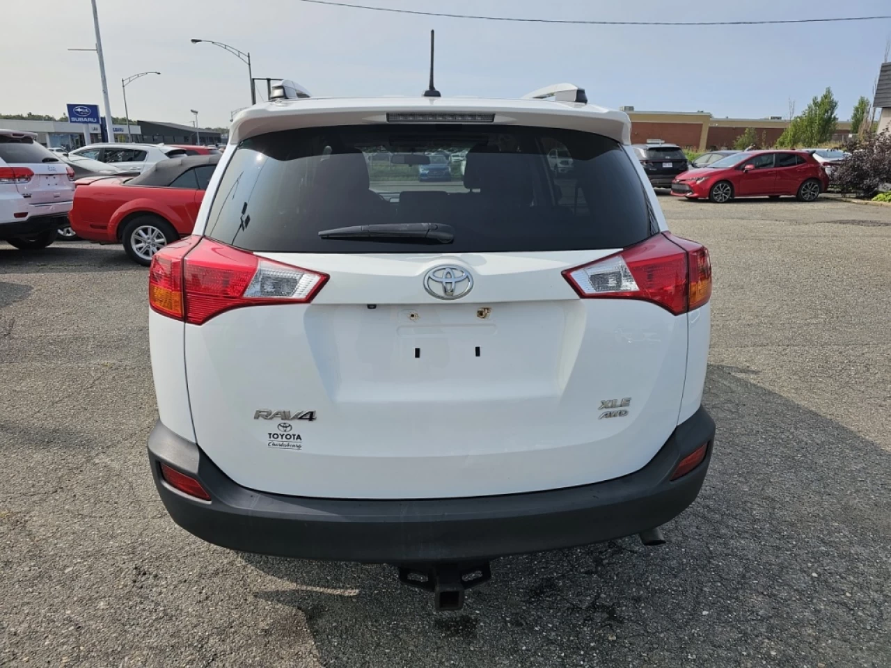 2015 Toyota RAV4 XLE Image principale