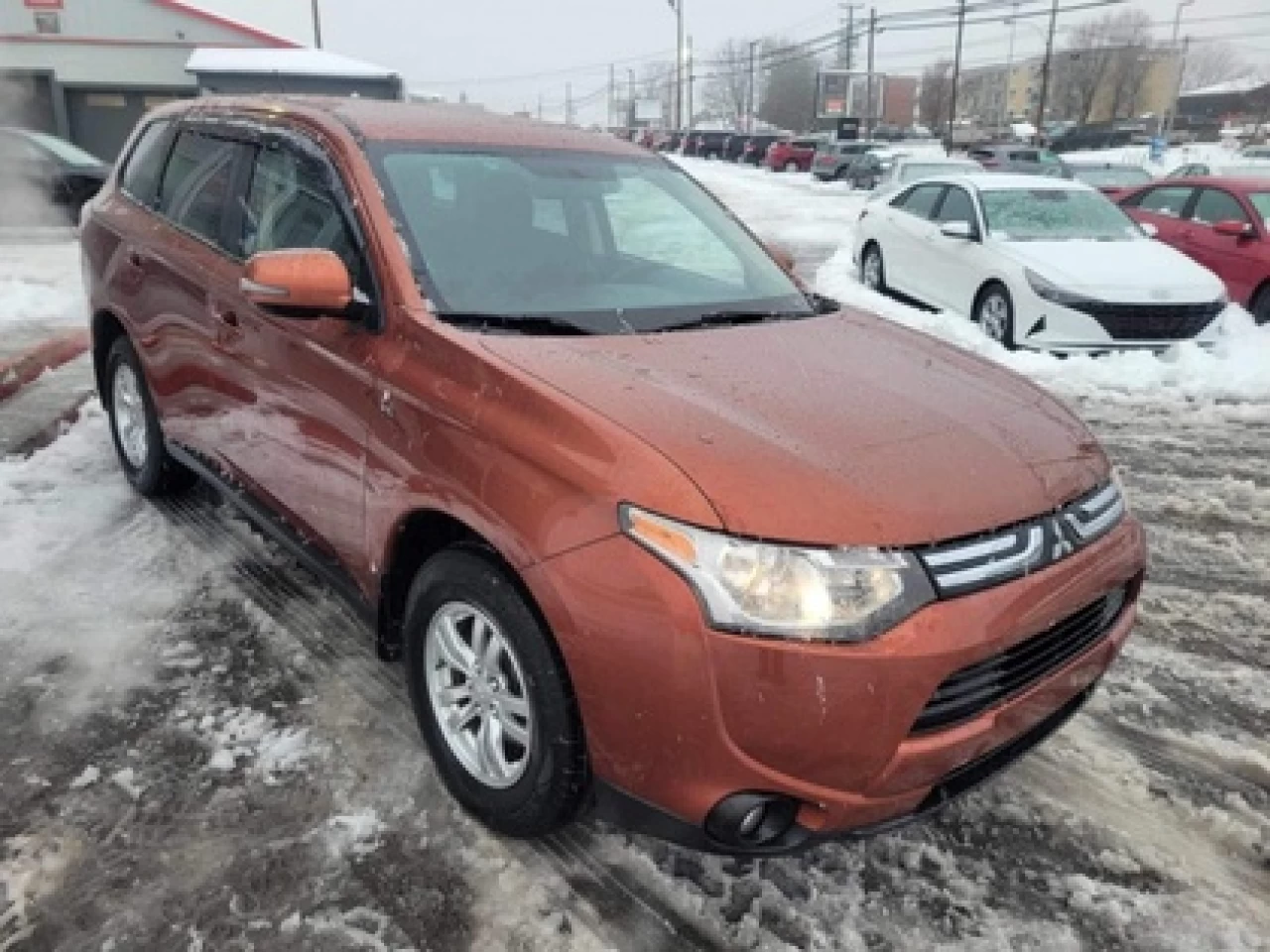 2014 Mitsubishi Outlander SE AWD 7 PASSAGERS Main Image