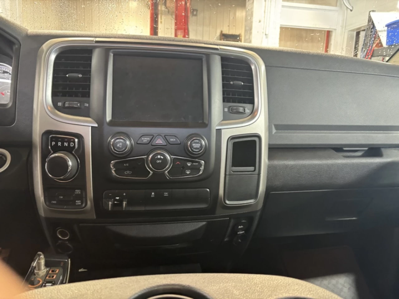 2014 Ram 1500 Outdoorsman Image principale