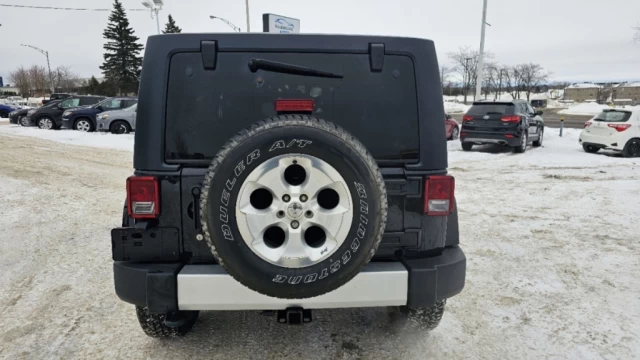 Jeep Wrangler Sahara 2015