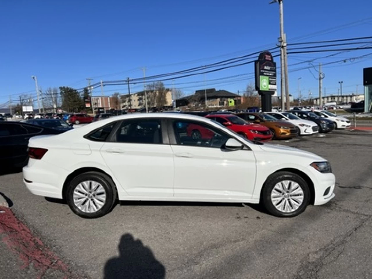 2019 Volkswagen Jetta Comfortline Main Image