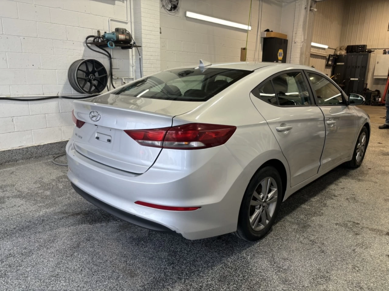 2017 Hyundai Elantra GL Main Image