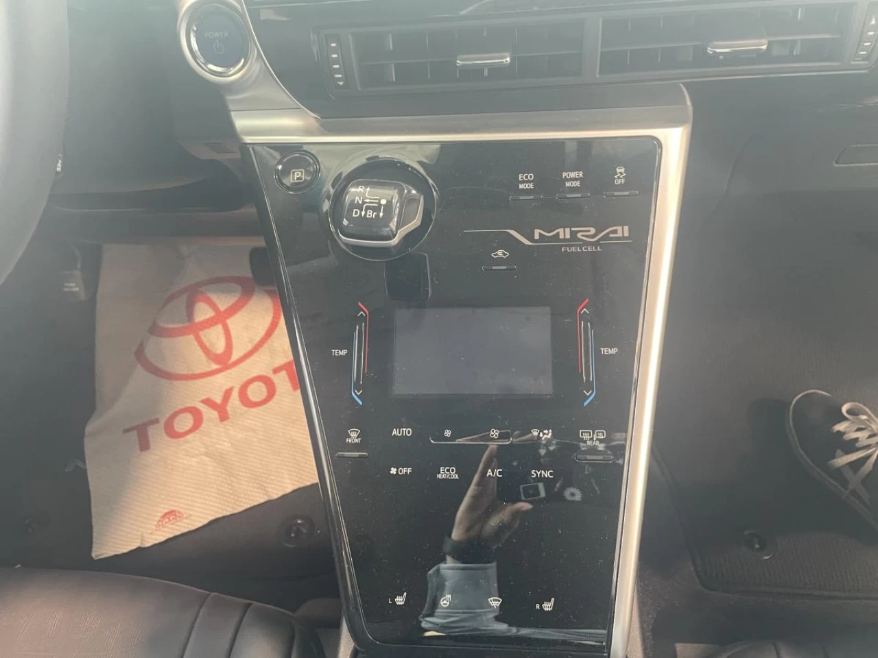 2018 Toyota Mirai Sedan Main Image