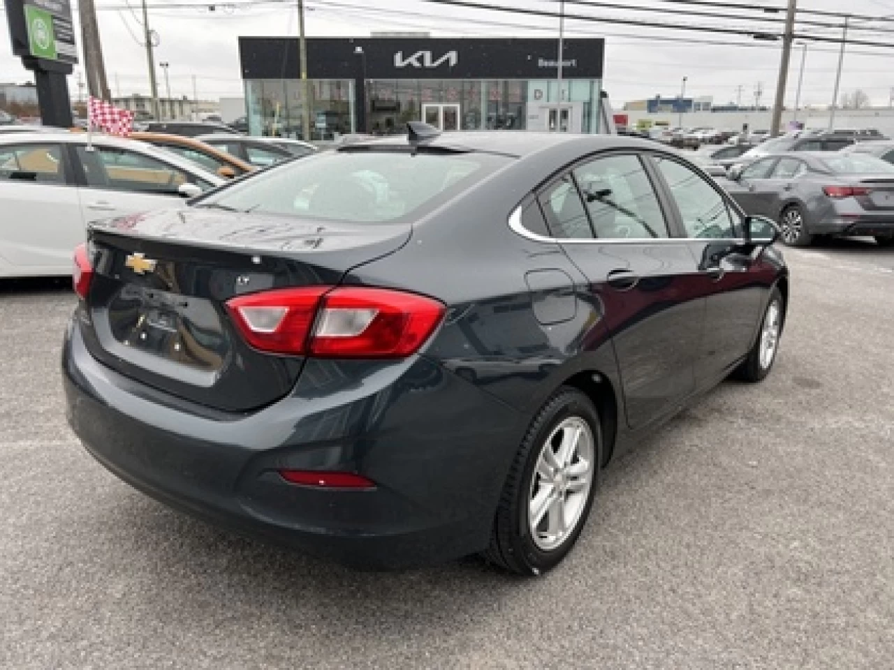 2018 Chevrolet Cruze LT Image principale