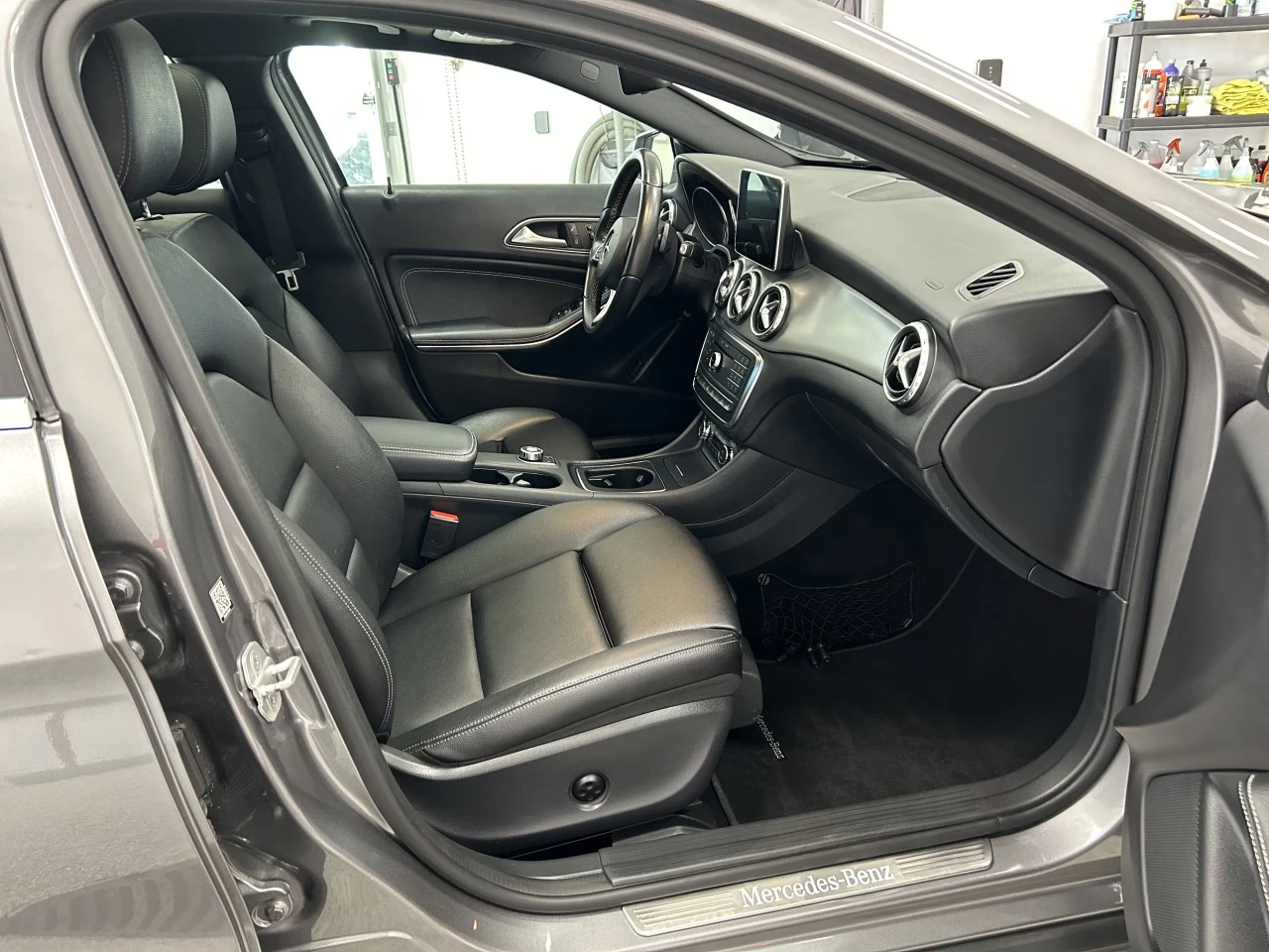 2016 Mercedes-Benz GLA GLA 250 Main Image