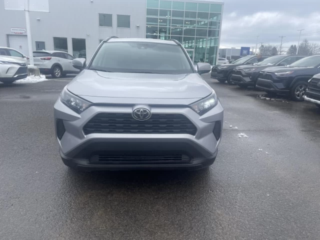 Toyota RAV4 LE FWD 2021