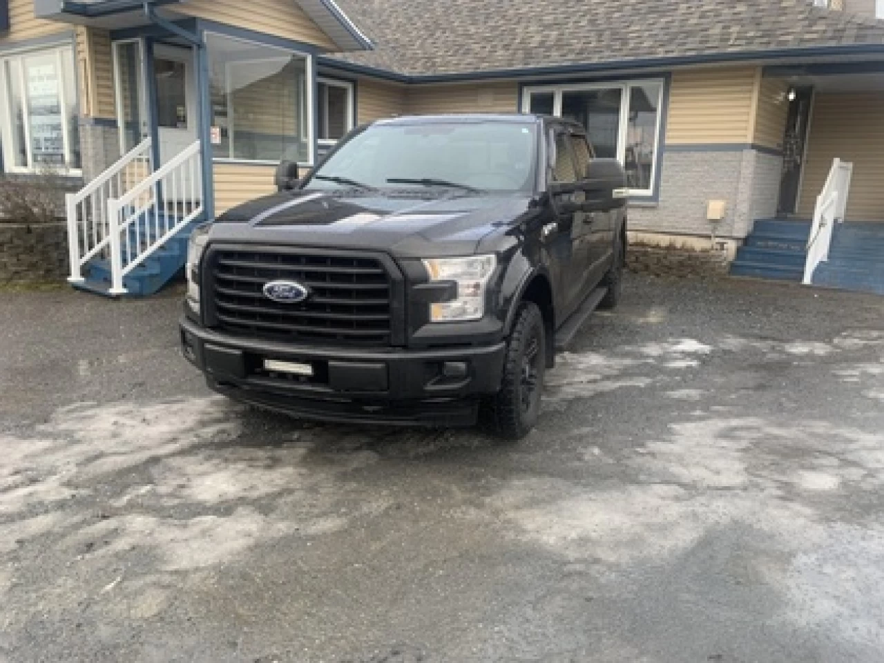 2017 Ford F-150 XLT Image principale