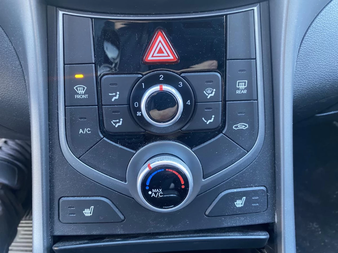 2015 Hyundai Elantra automatic Main Image