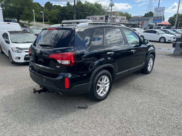 KIA Sorento LX 2014