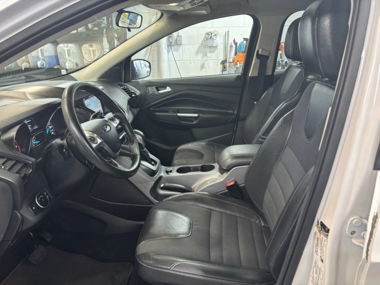 2016 Ford Escape SE Image principale