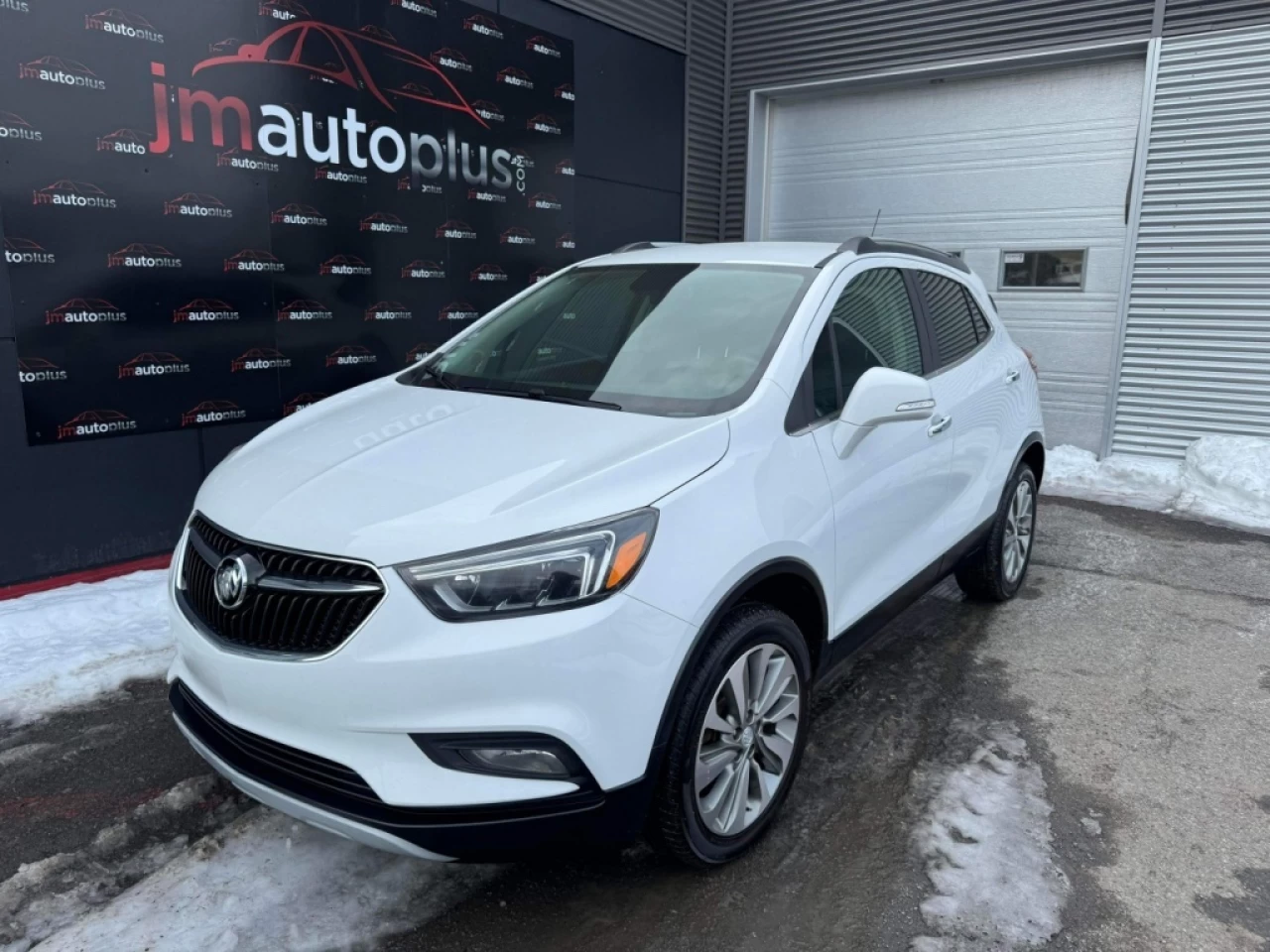 2017 Buick Encore Essence Main Image