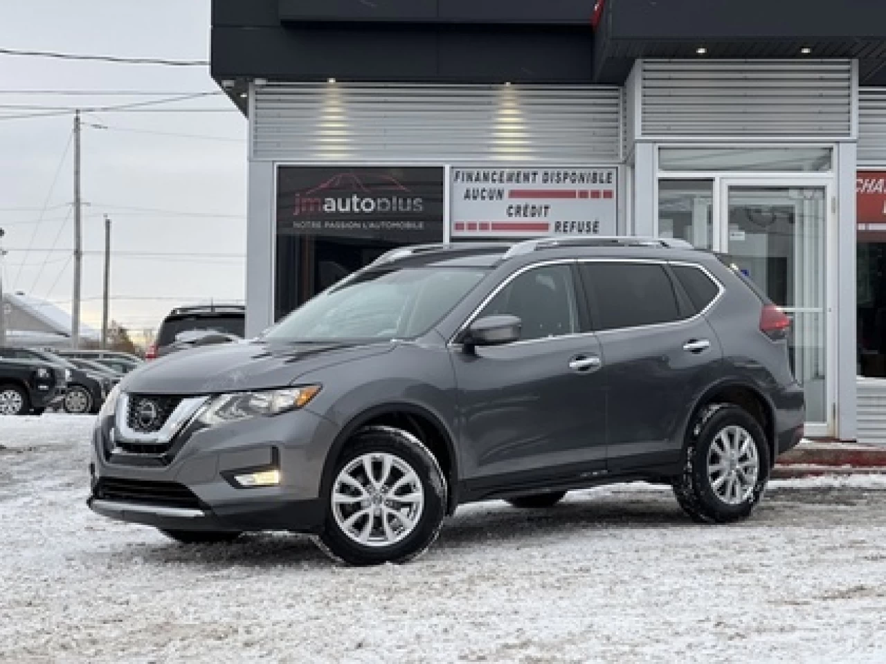 2018 Nissan Rogue SV AWD Main Image