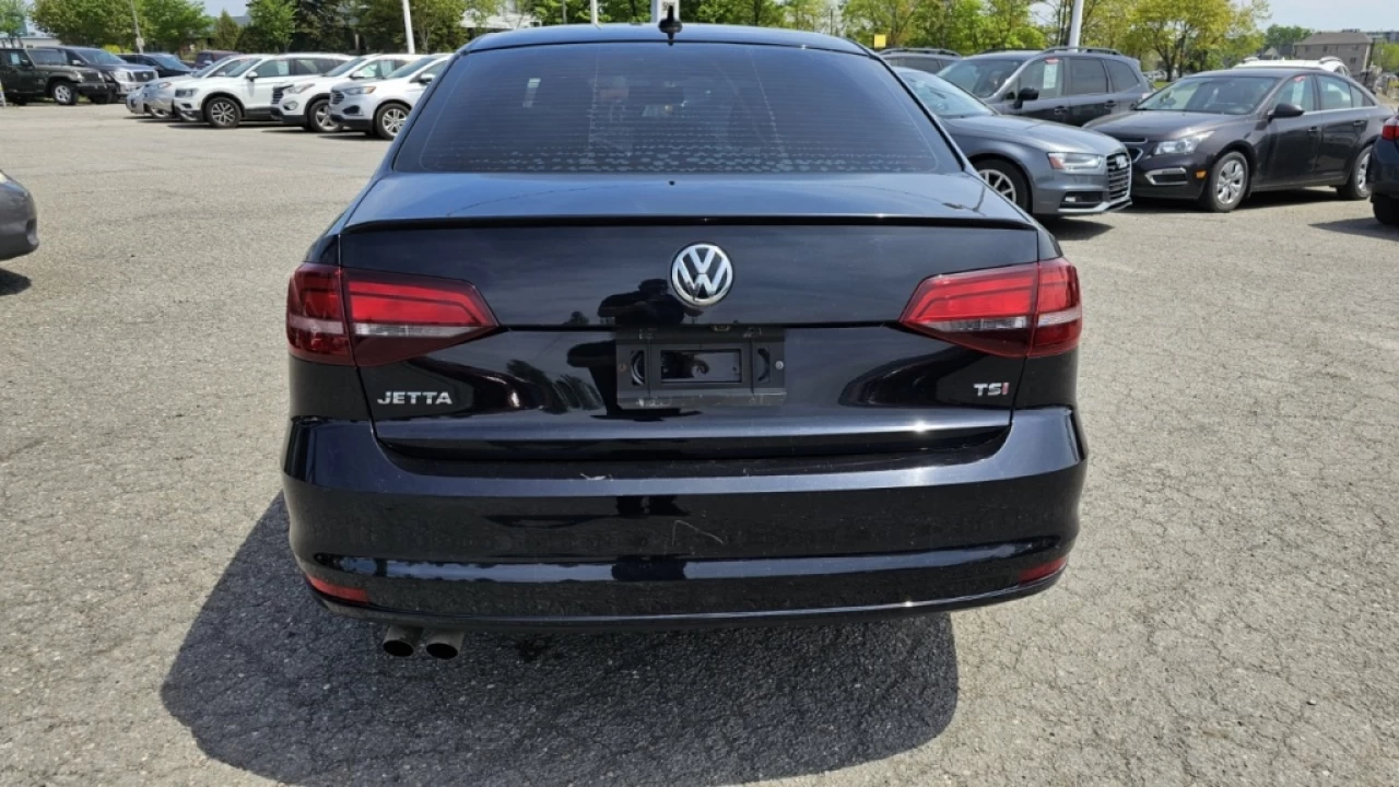 2017 Volkswagen Jetta Édition Wolfsburg Main Image