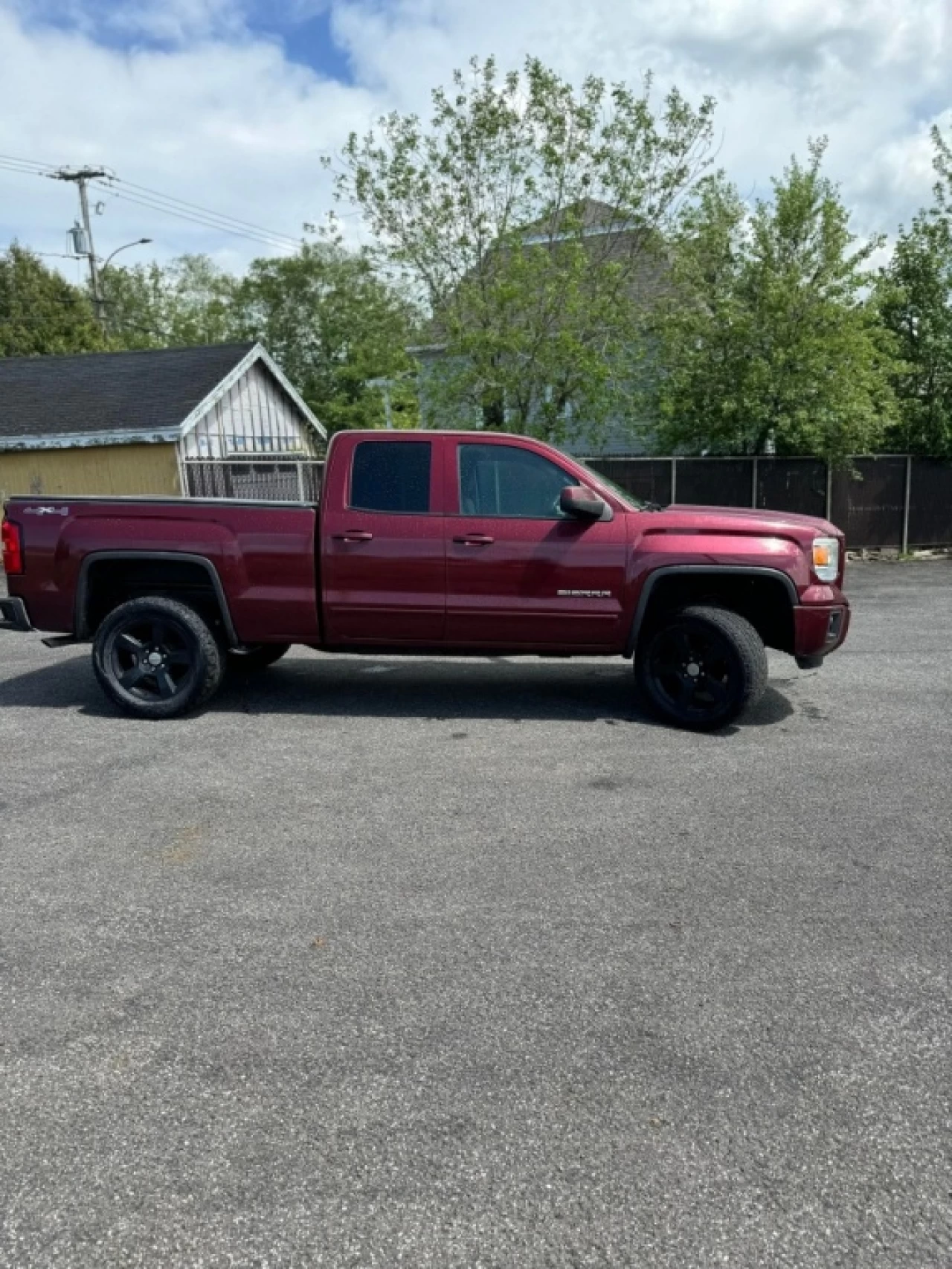 2015 GMC Sierra 1500 2015 Main Image