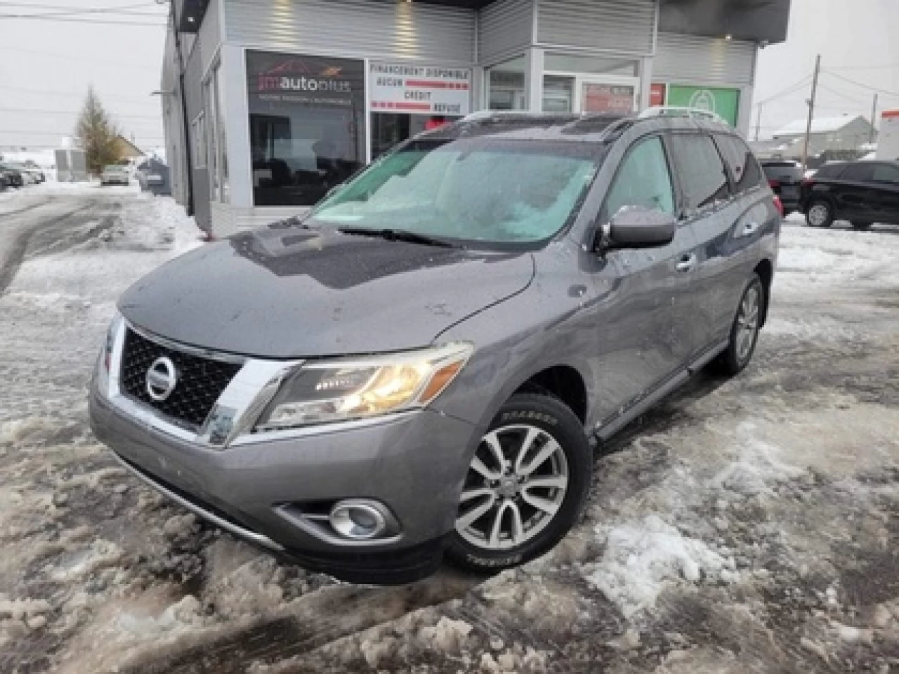 2015 Nissan Pathfinder SV AWD Image principale