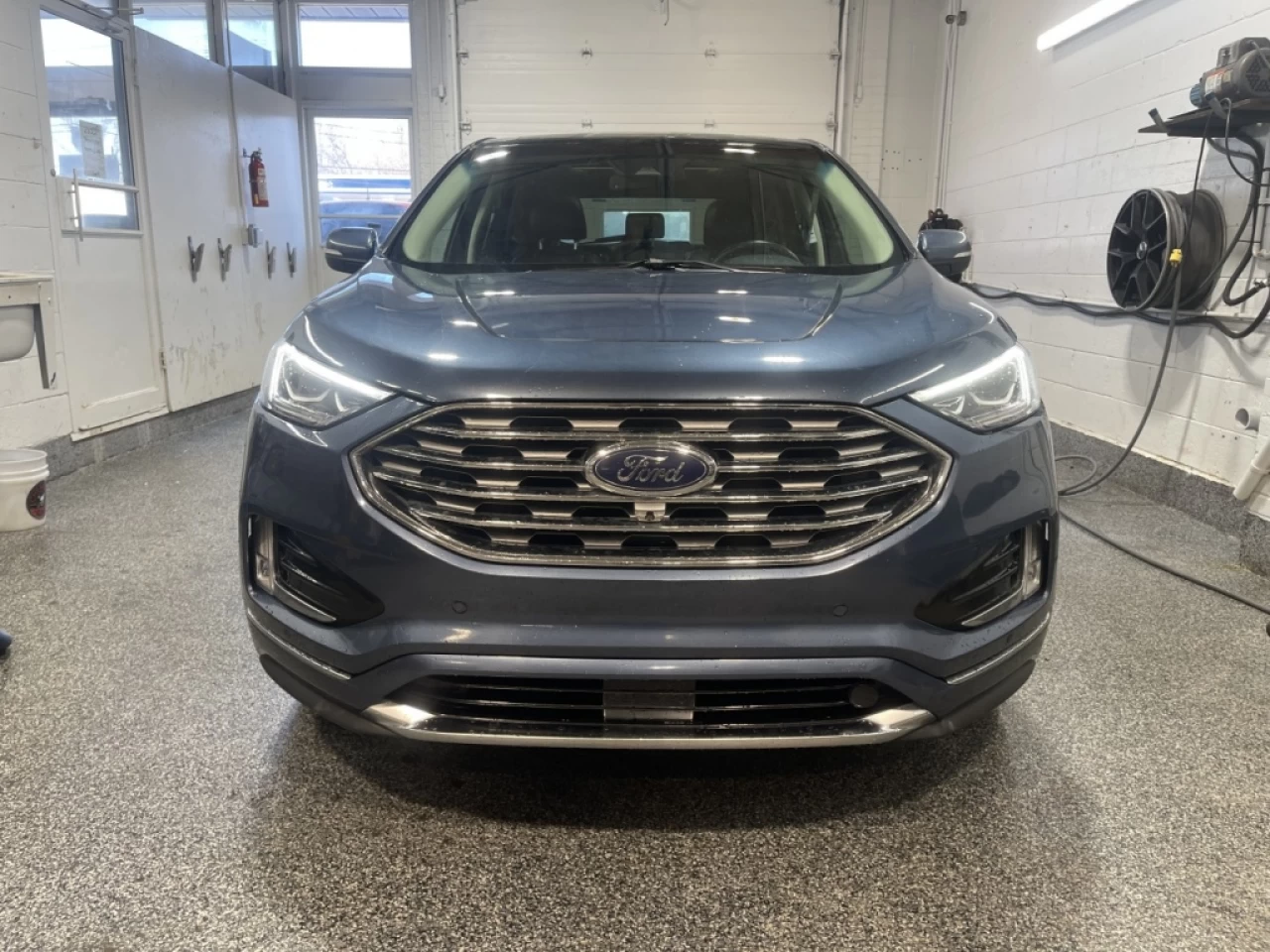 2019 Ford Edge Titane Main Image