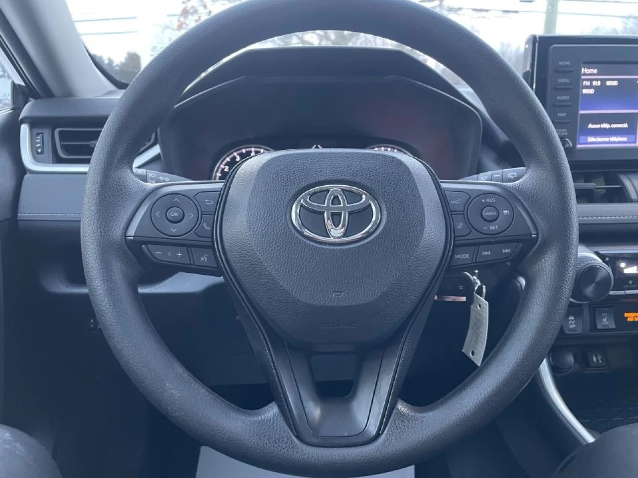 2019 Toyota RAV4 AWD LE Main Image