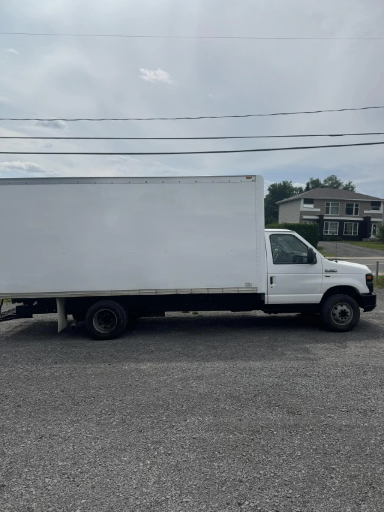 2012 Ford Econoline Commercial CTV Main Image