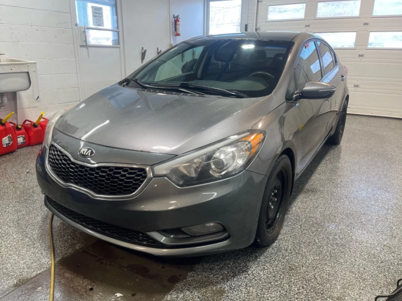 2015 KIA Forte LX Image principale