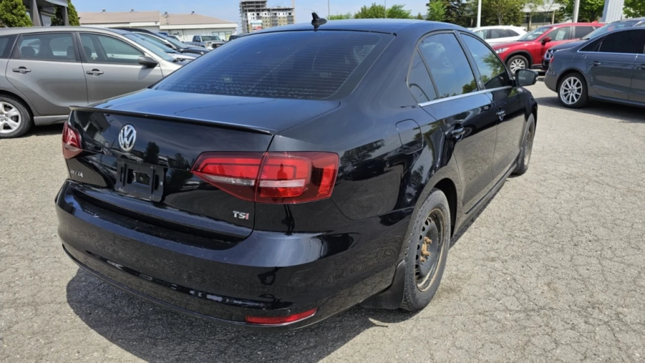 2017 Volkswagen Jetta Édition Wolfsburg Main Image