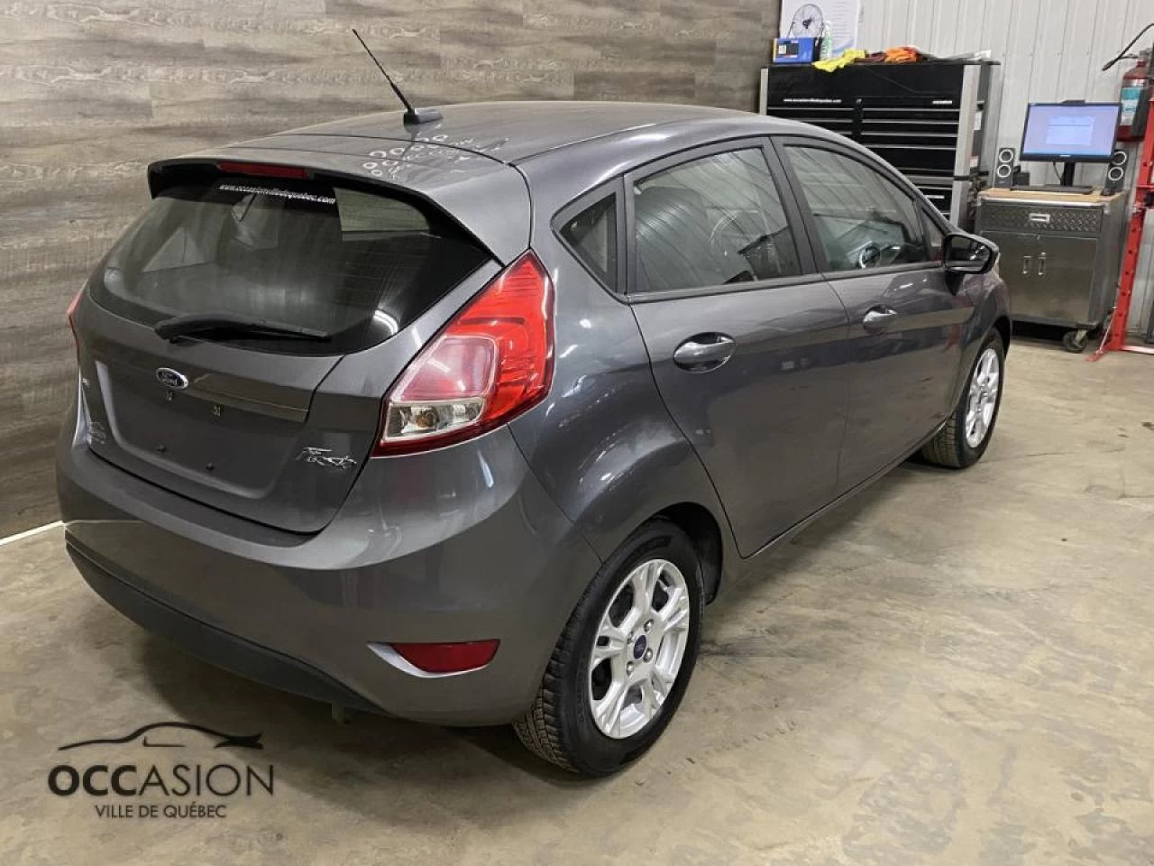 2014 Ford Fiesta 5dr HB SE Image principale